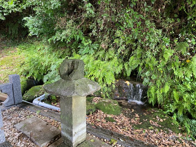 太郎迫神社の湧水