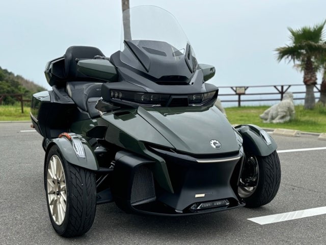 Can-Am Spyder SPEED