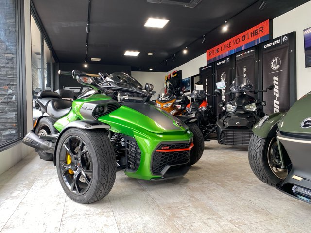 Can-Am Spyder SPEED