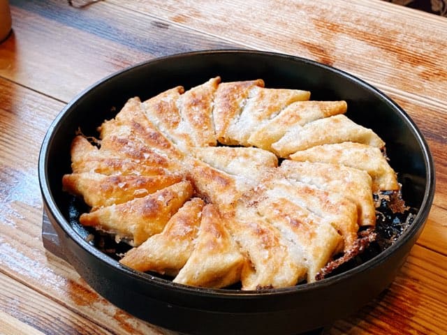 鉄なべ餃子くまもと総本店