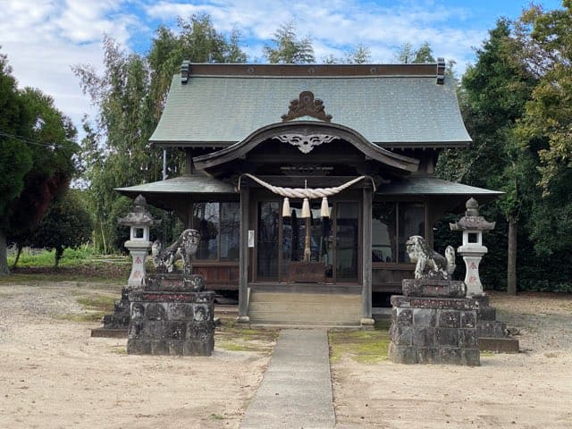 中無田熊野座神社の銘水